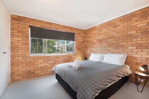 Joanne Apartments - Tweed Heads Accommodation 0