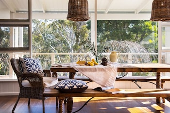 Green Gully House - Tweed Heads Accommodation 1