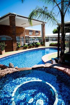 The Charles Sturt Motor Inn - Tweed Heads Accommodation 2