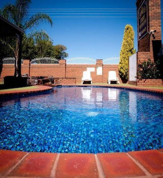 The Charles Sturt Motor Inn - Tweed Heads Accommodation 3