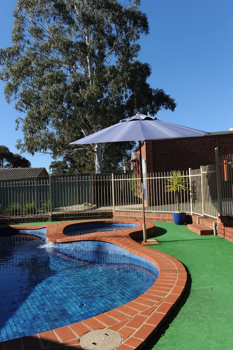 Golden Reef Motor Inn - Tweed Heads Accommodation 0