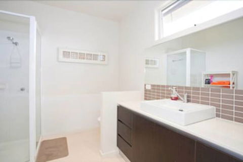 Four Kings Apartments - Tweed Heads Accommodation 3