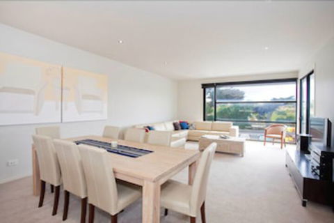Four Kings Apartments - Tweed Heads Accommodation 6
