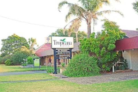 Tropicana Motor Inn - Tweed Heads Accommodation 0