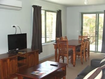 Seahorse Coastal Villas - Tweed Heads Accommodation 2