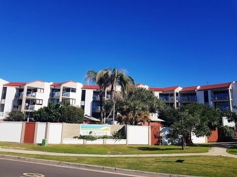Casablanca Beachfront Holiday Apartments - Tweed Heads Accommodation 1