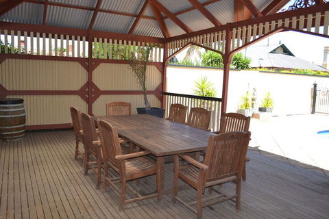 Barossa Valley Apartments - Tweed Heads Accommodation 4