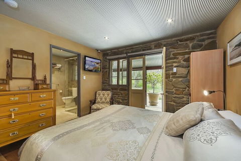1860 Wine Country Cottages - Tweed Heads Accommodation 1