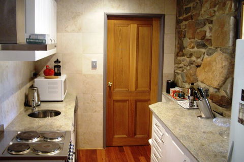 1860 Wine Country Cottages - Tweed Heads Accommodation 6