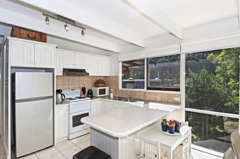 De Angelis Beach House - Tweed Heads Accommodation 2