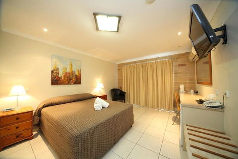 Emerald Central Palms Motel - Tweed Heads Accommodation 4