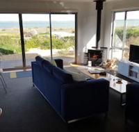Coorong Waterfront Retreat - Tweed Heads Accommodation
