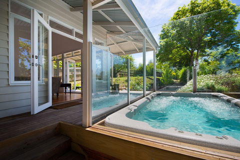 Sades - Tweed Heads Accommodation 1