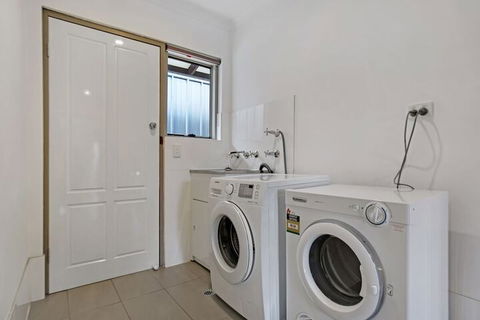 Adelaide Holiday Homes - Tweed Heads Accommodation 2