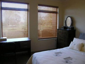 Insaa Serviced Apartments Dandenong - Tweed Heads Accommodation 5