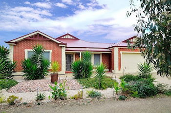 All Seasons' Escape Port Elliot - Tweed Heads Accommodation 0