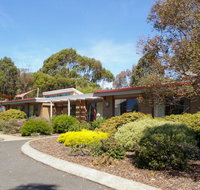 Deakin Geelong Units - Tweed Heads Accommodation