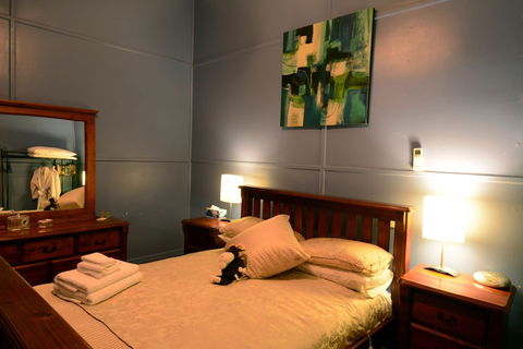 Emaroo Cottages Broken Hill - Tweed Heads Accommodation 6