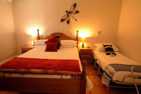 Emaroo Cottages Broken Hill - Tweed Heads Accommodation 4