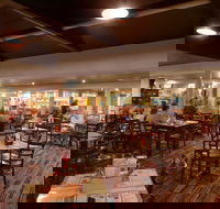Bribie Island Hotel - Tweed Heads Accommodation