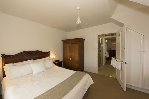 The Racecourse Inn - Tweed Heads Accommodation 4