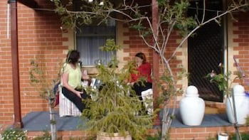 Albury Cottages - Tweed Heads Accommodation 6