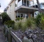 Battery Cove Beach Front Apartment - Tweed Heads Accommodation