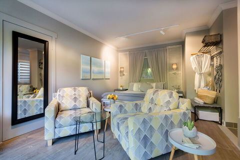 Sailaway Beach House - Tweed Heads Accommodation 1