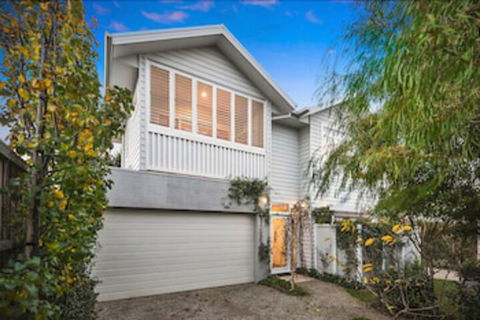 Sailaway Beach House - Tweed Heads Accommodation 0