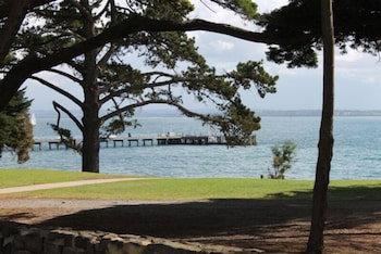 Waterfront At Waves - Tweed Heads Accommodation 1