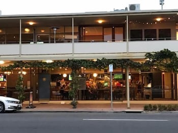 Bay Motel Hotel - Tweed Heads Accommodation 3