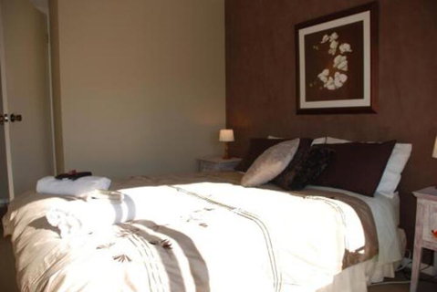 Emerald Hills Cottage - Tweed Heads Accommodation 3