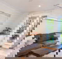 Surf Side Retreat - Tweed Heads Accommodation