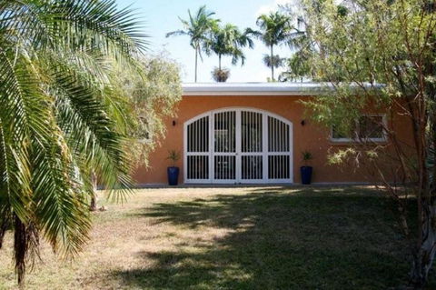 Jambala Beach House - Tweed Heads Accommodation 5