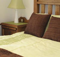 Robin Hill Retreat - Tweed Heads Accommodation