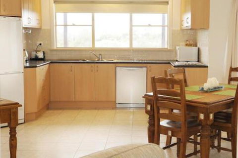 Robin Hill Retreat - Tweed Heads Accommodation 6