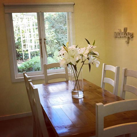 Highland Cottage - Tweed Heads Accommodation 3