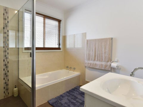 Kangaroo Cottage Cute Accom In Bushland Setting - Tweed Heads Accommodation 6