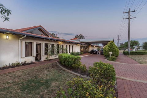 Banksia Motel Collie - Tweed Heads Accommodation 3