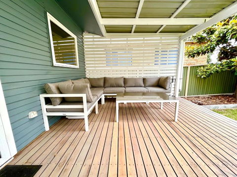 Hayes Beach House Jervis Bay Pet Friendly Award Winner Fireplace - Tweed Heads Accommodation 4