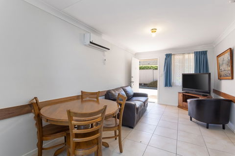 Apollo Lodge - Tweed Heads Accommodation 4