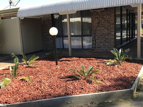 Tea Gardens Motel - Tweed Heads Accommodation 3