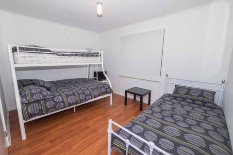 Demure Charm - Tweed Heads Accommodation 4