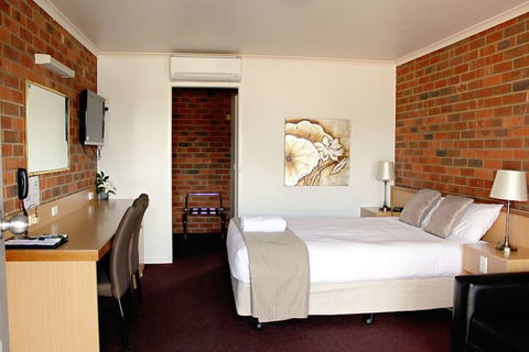 Pevensey Motor Lodge - Tweed Heads Accommodation 4