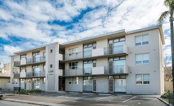 Glenelg Holiday Apartments- Corfu - Tweed Heads Accommodation 2