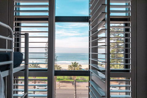 Wake Up! Bondi Beach - Tweed Heads Accommodation 4