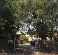 Springtide Studio Apartments - Tweed Heads Accommodation