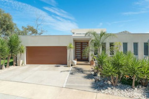 Currawong Close - Rejuvenate Stays - Tweed Heads Accommodation 0
