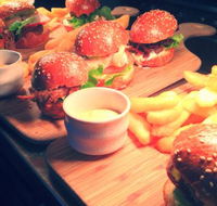 Simon's Waterfront - Tweed Heads Accommodation