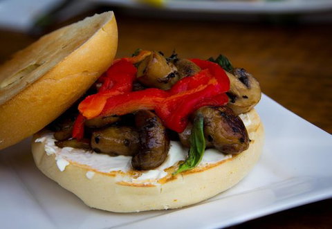 The Black Pudding - Tweed Heads Accommodation 0